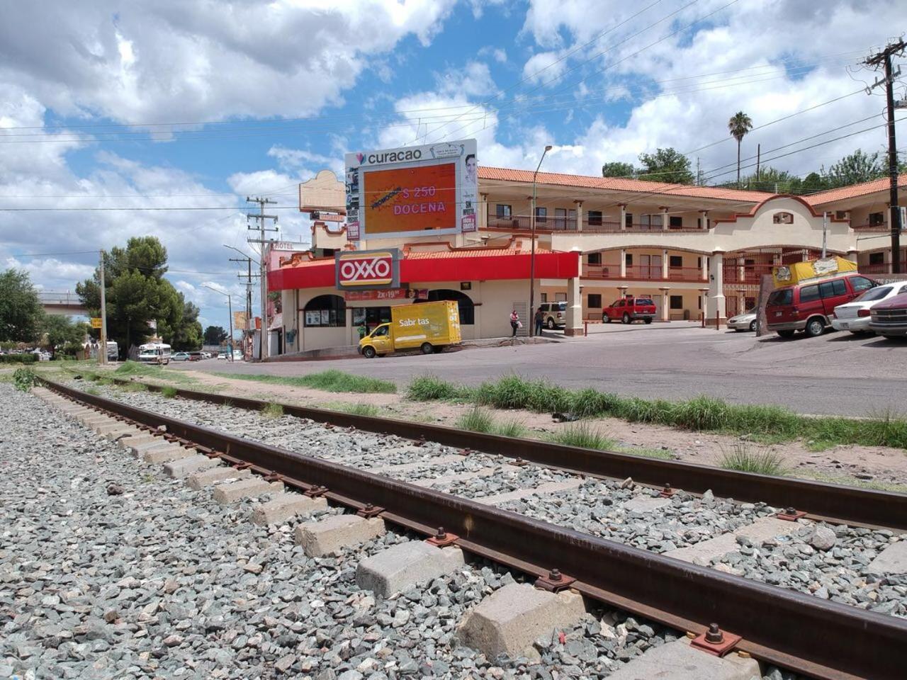 Hotel Colonial De Nogales Nogales  Eksteriør bilde